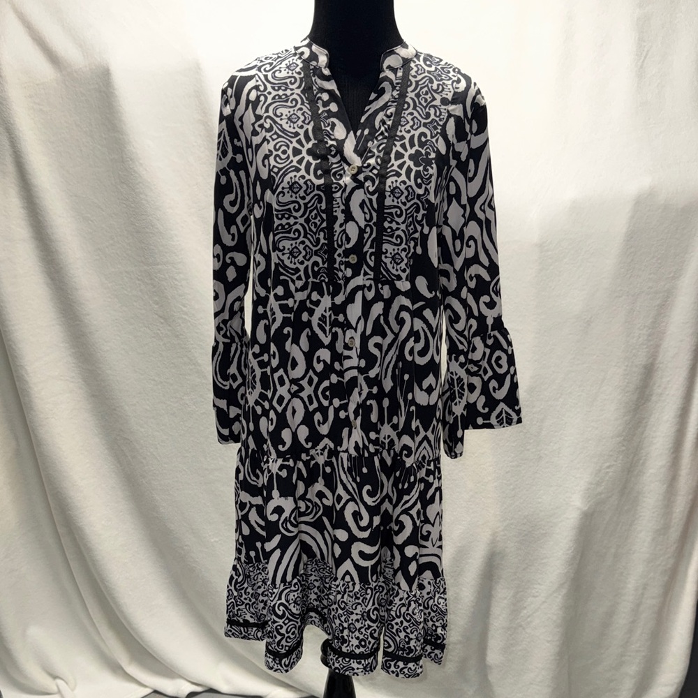 Black and White Patterned Women's Dress
